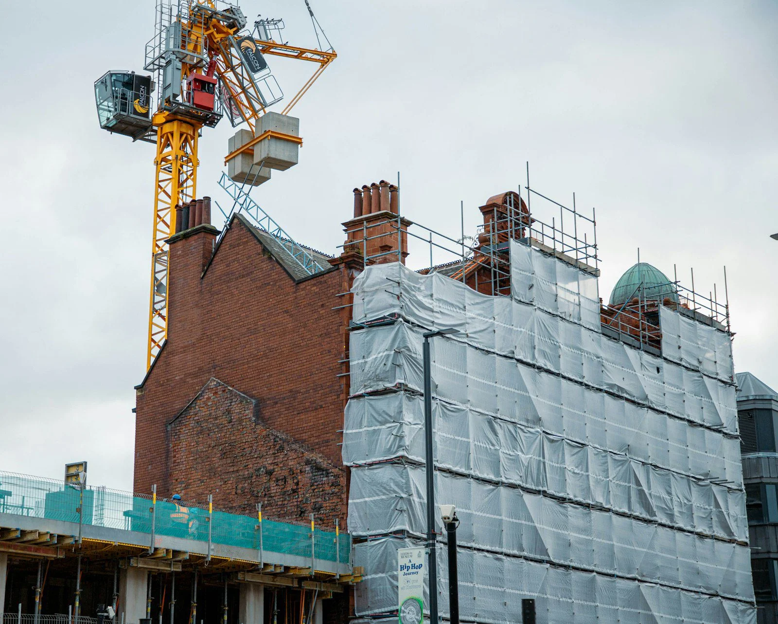 Construction site with crane representing local SEO for builders